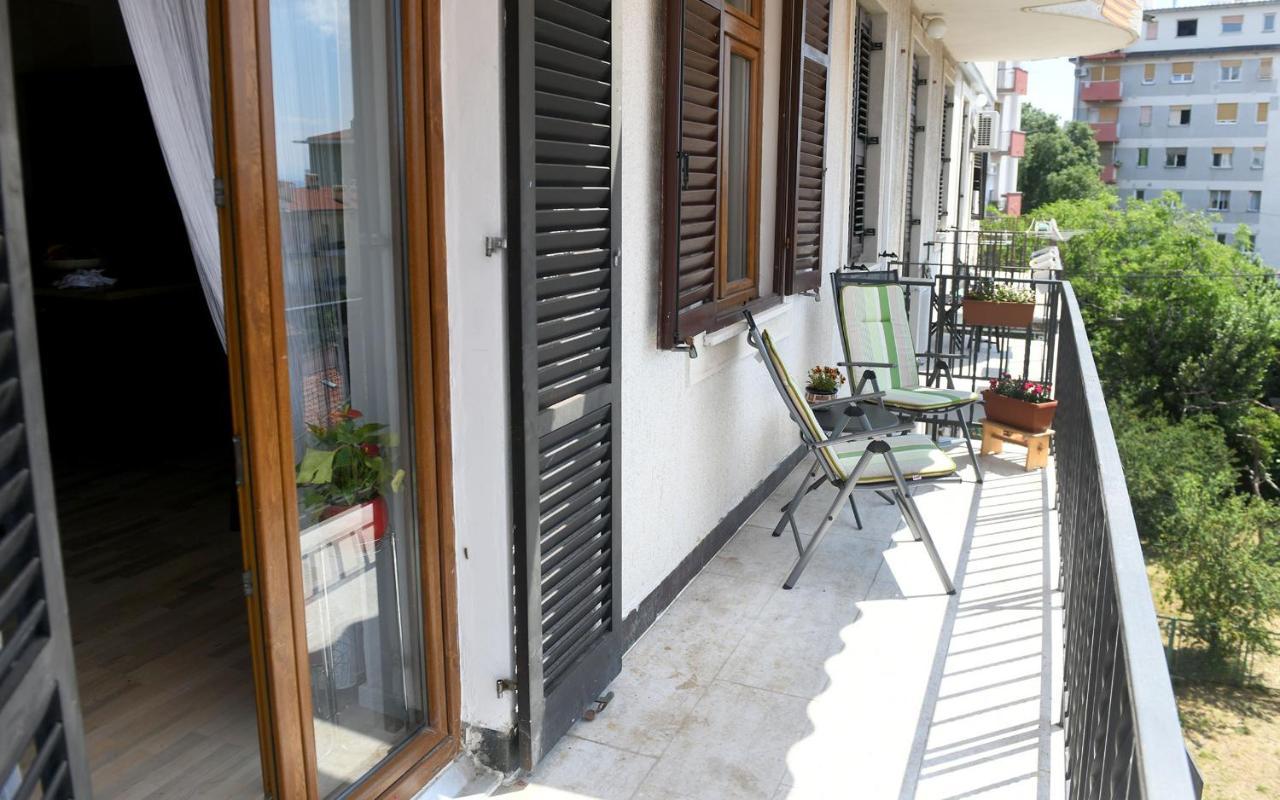 Divia Apartment Rijeka Bagian luar foto