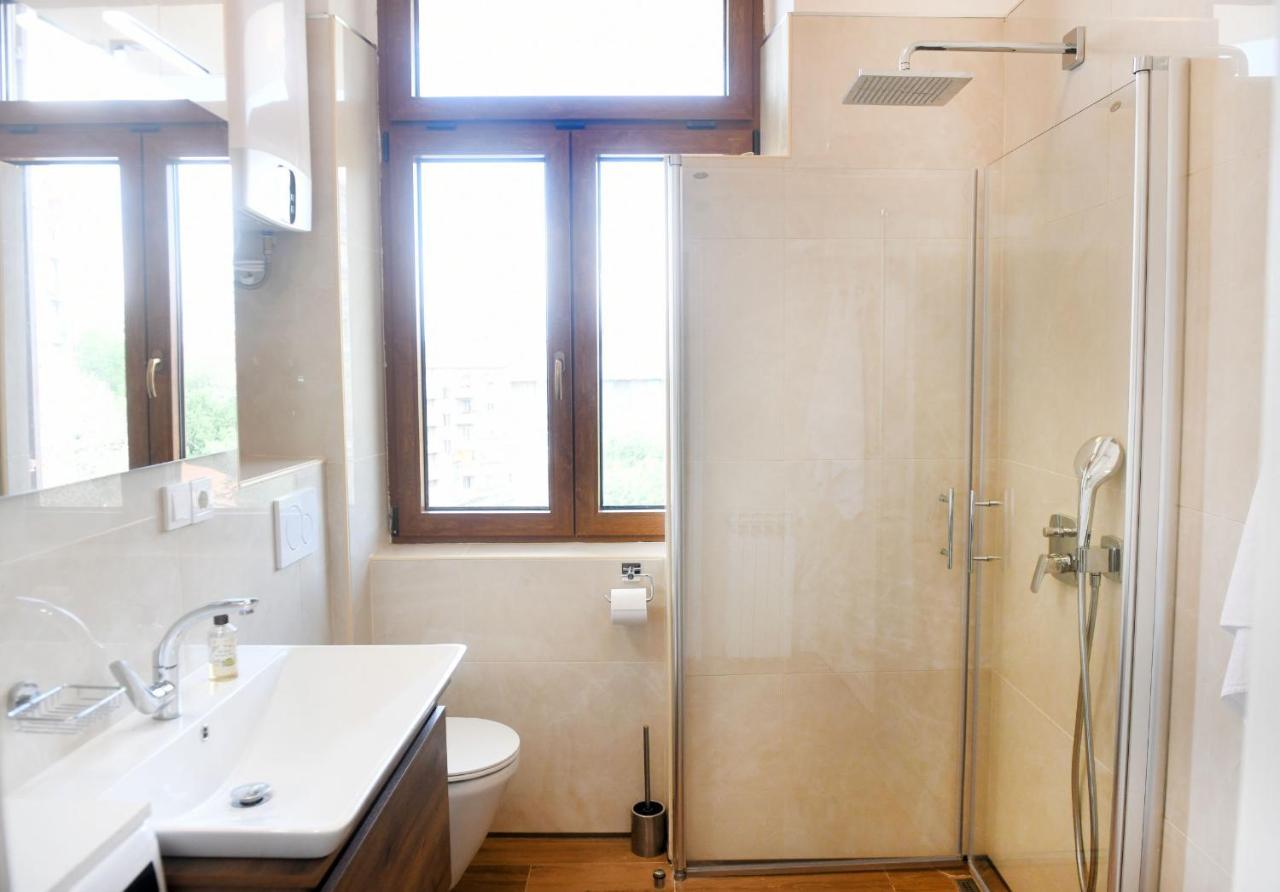 Divia Apartment Rijeka Bagian luar foto